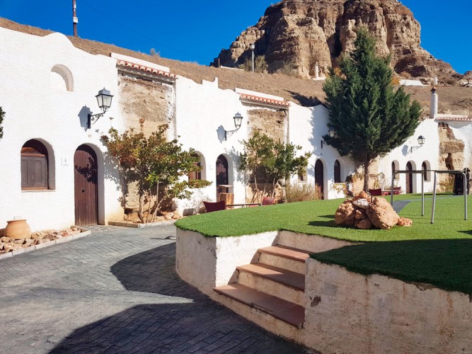 Descubre Guadix En Una Casa Cueva Con Circuito Relax Y Media Pensión ...